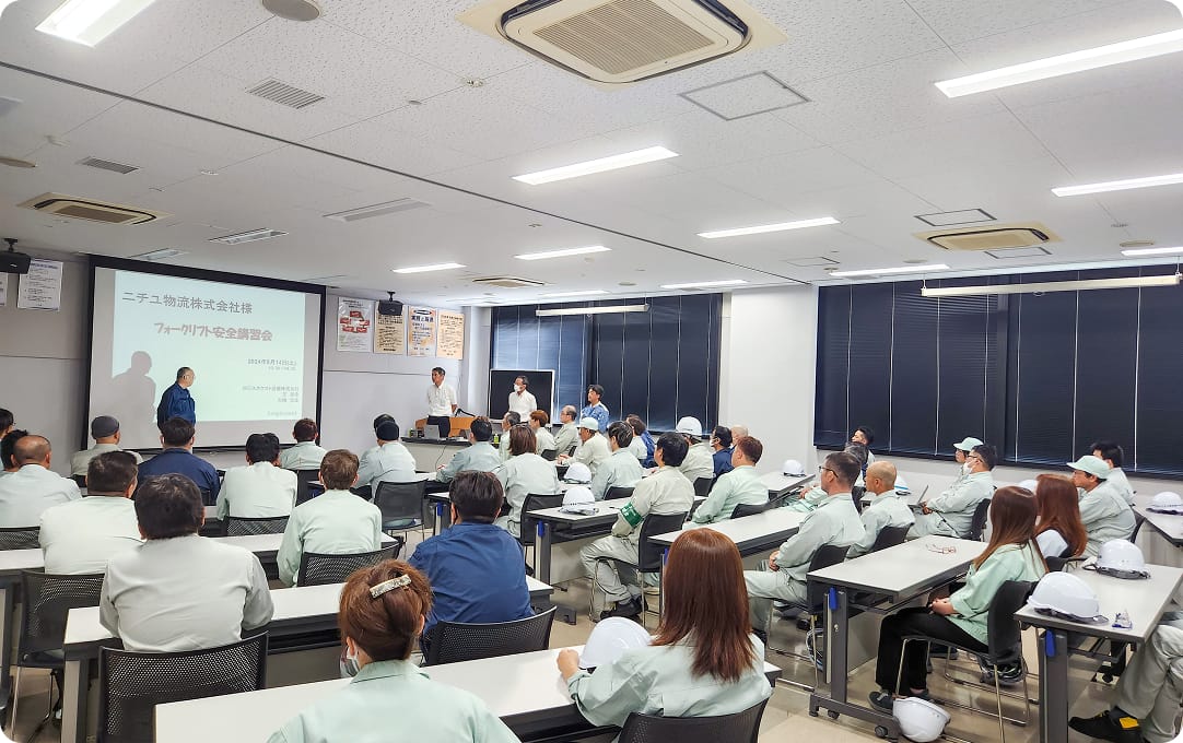 座学研修の様子の写真